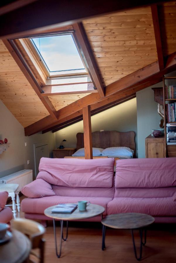 Country Style Attic In The Heart Of Prevezaアパートメント エクステリア 写真