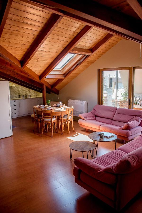 Country Style Attic In The Heart Of Prevezaアパートメント エクステリア 写真