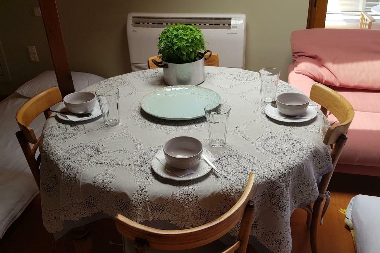 Country Style Attic In The Heart Of Prevezaアパートメント エクステリア 写真